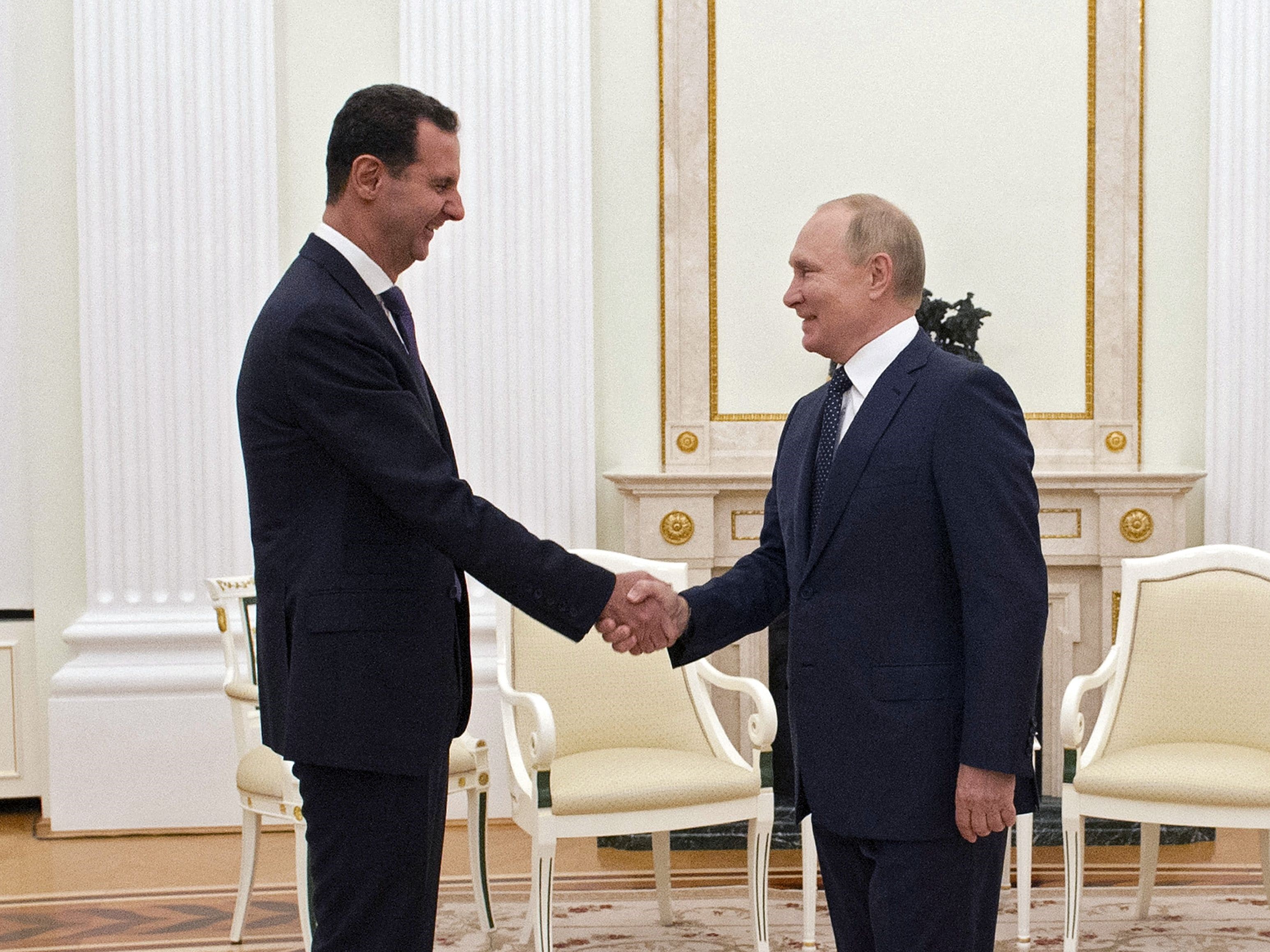 Presiden Rusia Vladimir Putin bertemu dengan Presiden Suriah Bashar al-Assad di Kremlin, Moskow, Senin (13/9).