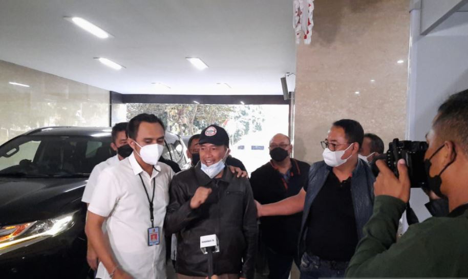 ouTuber Muhammad Kece alias M Kece tiba di Bareskrim Polri untuk menjalani pemeriksaan atas perkara dugaan penistaan agama.