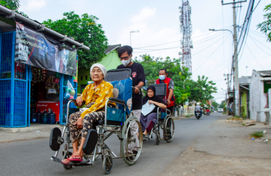 Vaksinasi untuk Penyadang Disabilitas di Jabar Lebihi Target