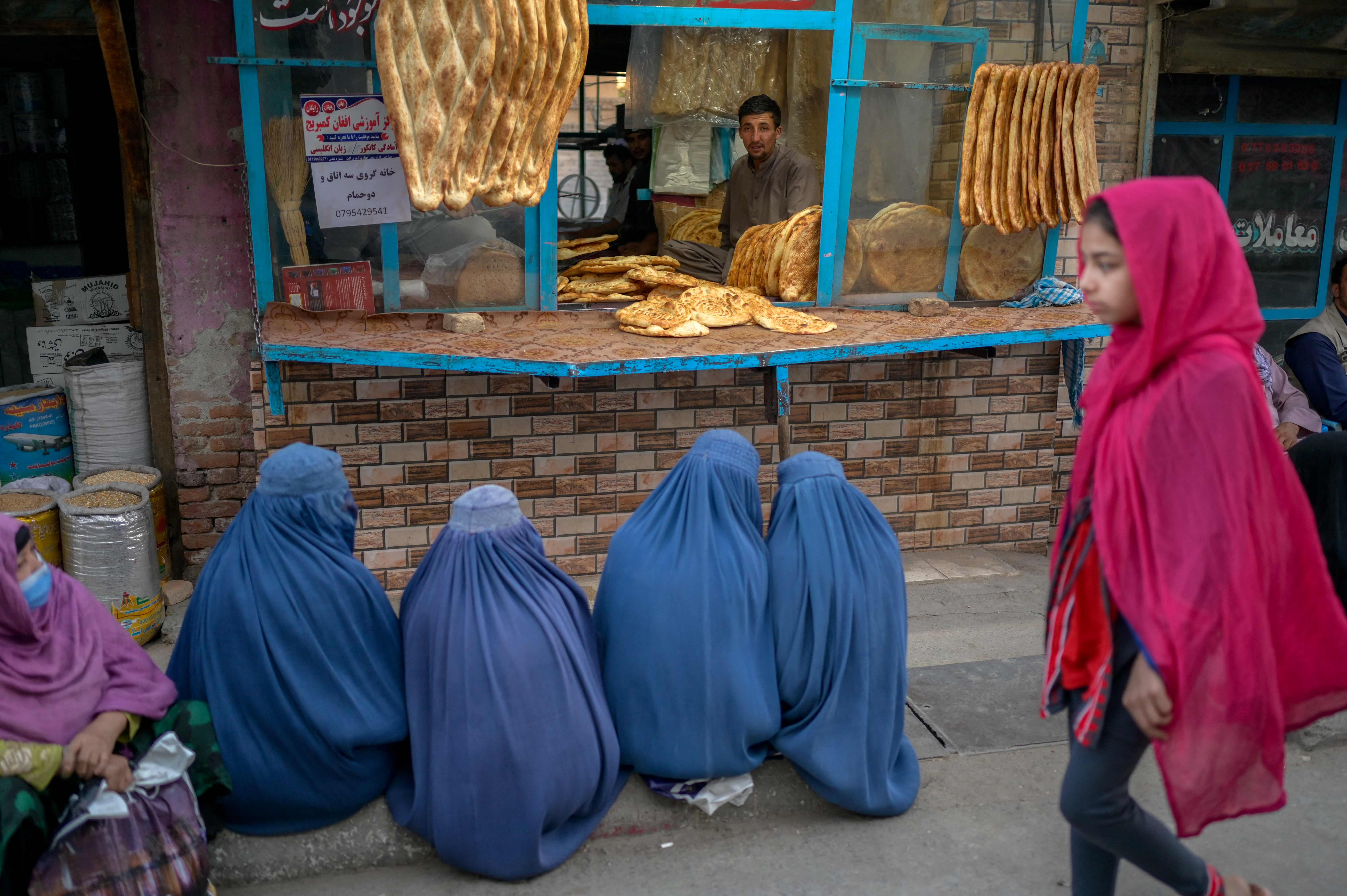 Perempuan tanggung di Kabul, Afghanistan