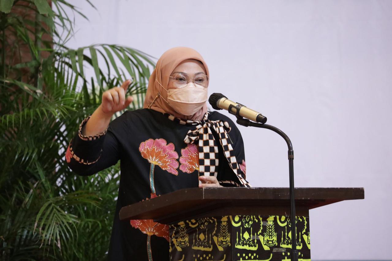 Menaker Ida Fauziyah.