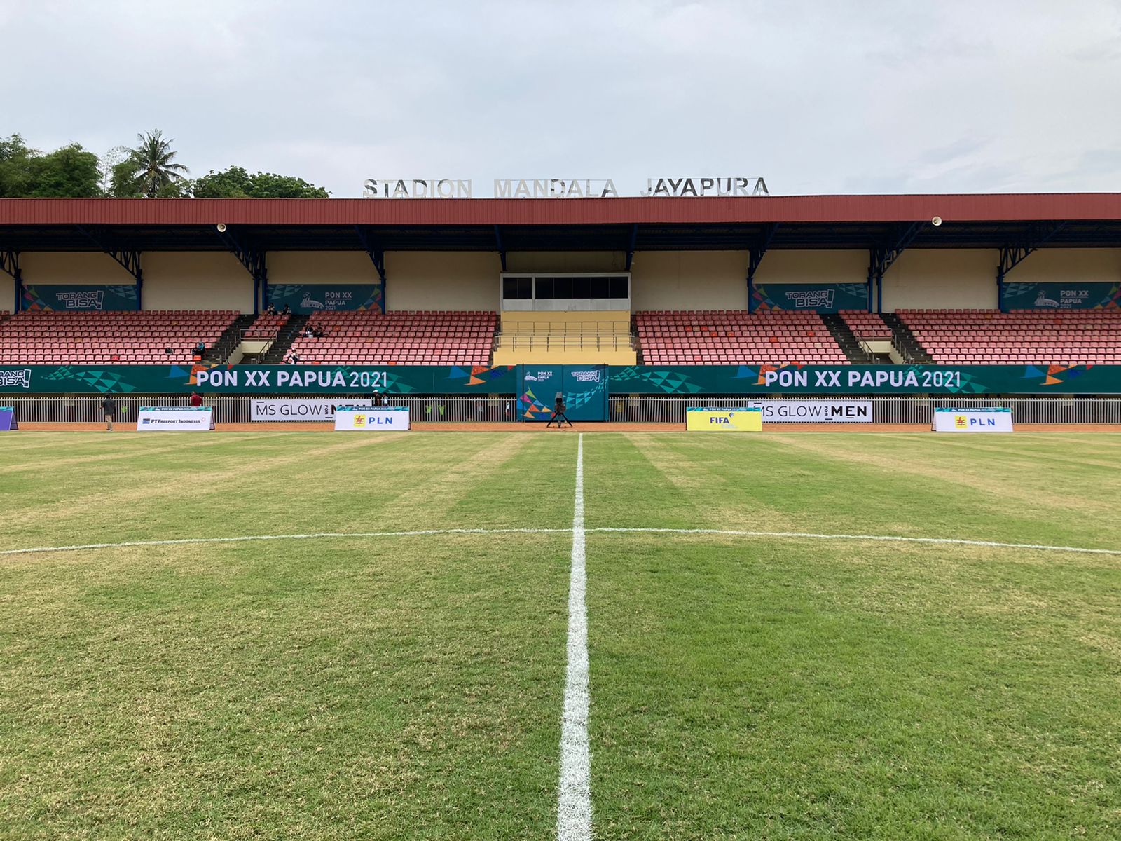 Salah satu arena untuk menggelar pertandingan sepak bola di PON XX Papua.