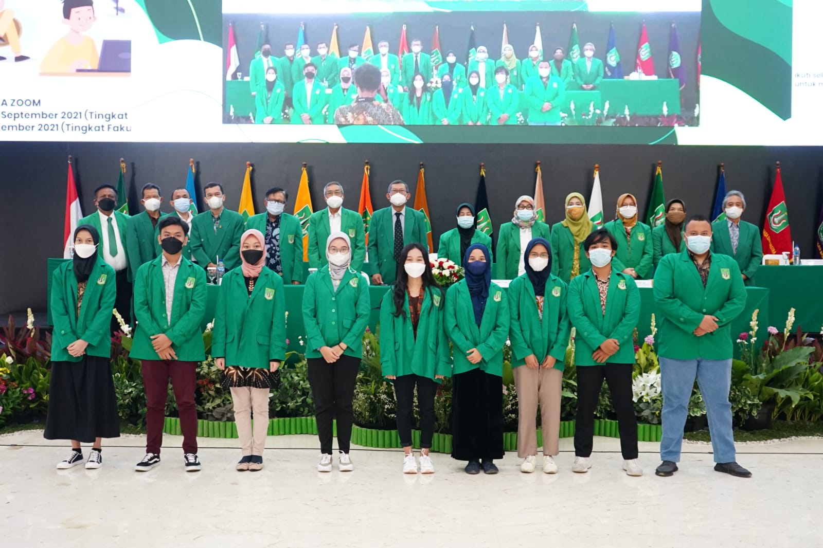 Mahasiswa baru Unas mengikuti PLBA secara daring.