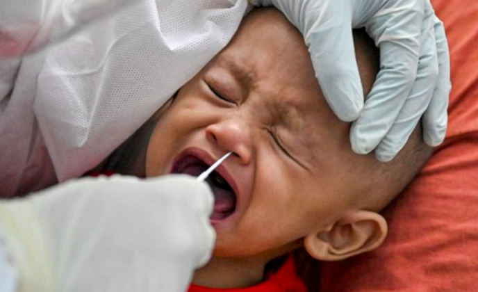 Ilustrasi anak dites swab