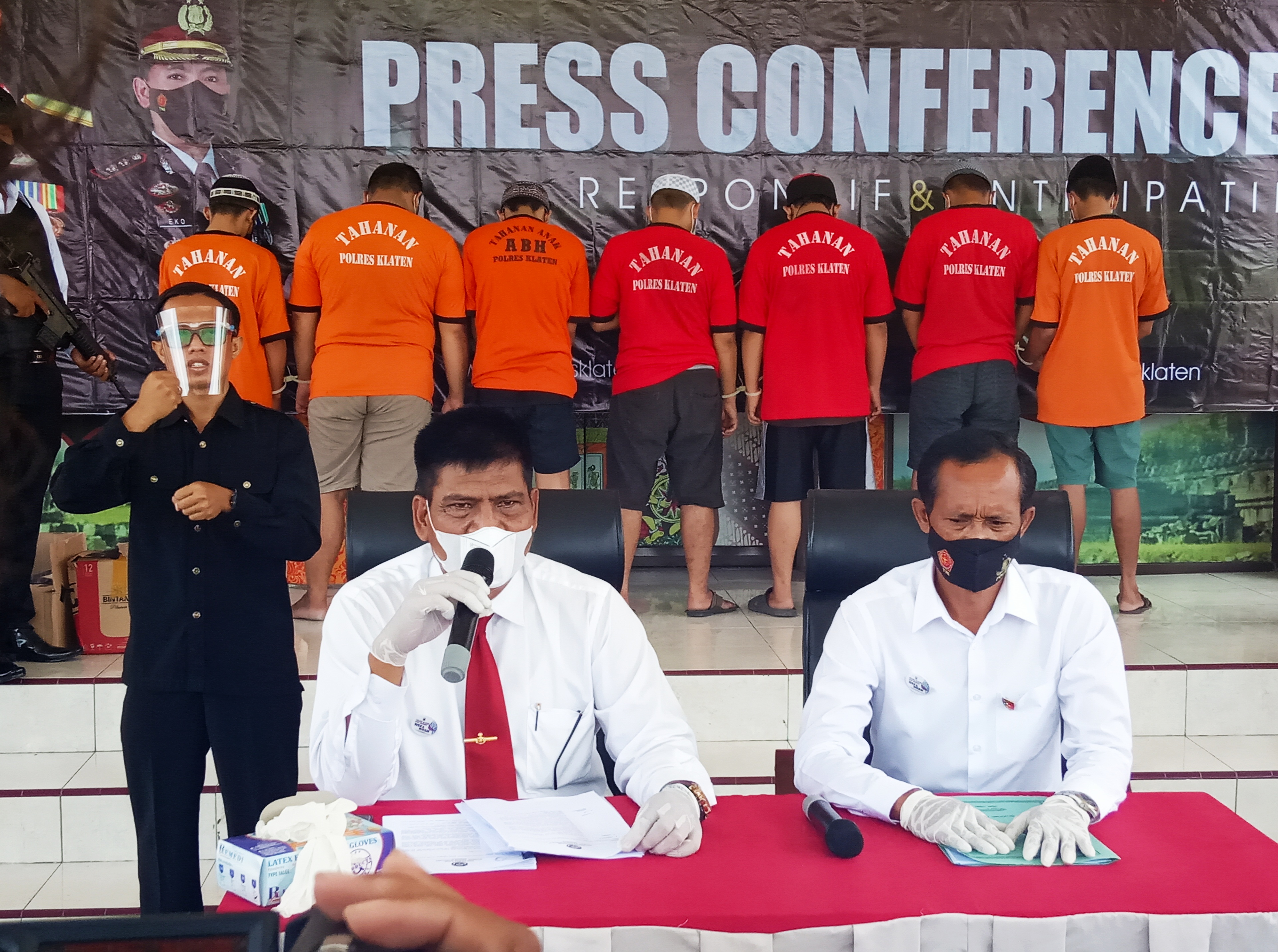 Kasat Narkoba Polres Klaten Ajun Komisaris Mulyanto saat menyampaikan hasil operasi