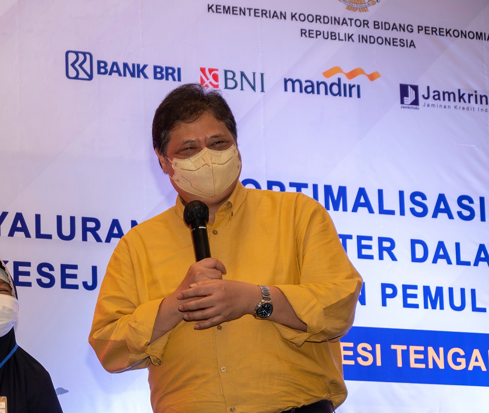 Menko Bidang Perekonomian dan Ketua Komite Penanganan Covid dan Pemulihan Ekonomi (KPC-PEN) Airlangga Hartarto.