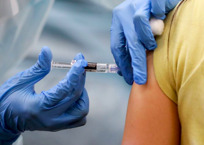 Presiden Optimistis 70% Vaksinasi Tercapai di Akhir Tahun