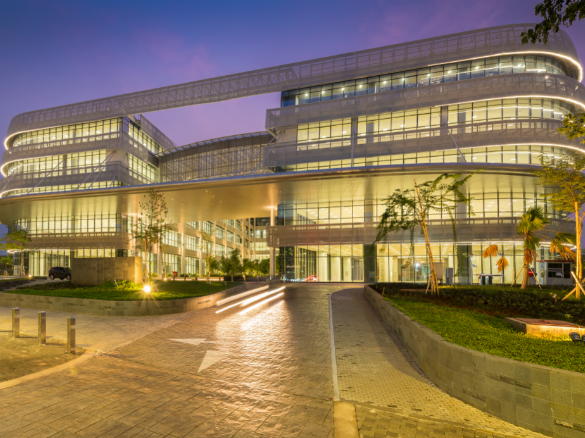 GOP 1 atau gedung Traveloka Campus telah tersertifikasi sebagai bangunan hijau dari GBCI dengan peringkat Gold. ​