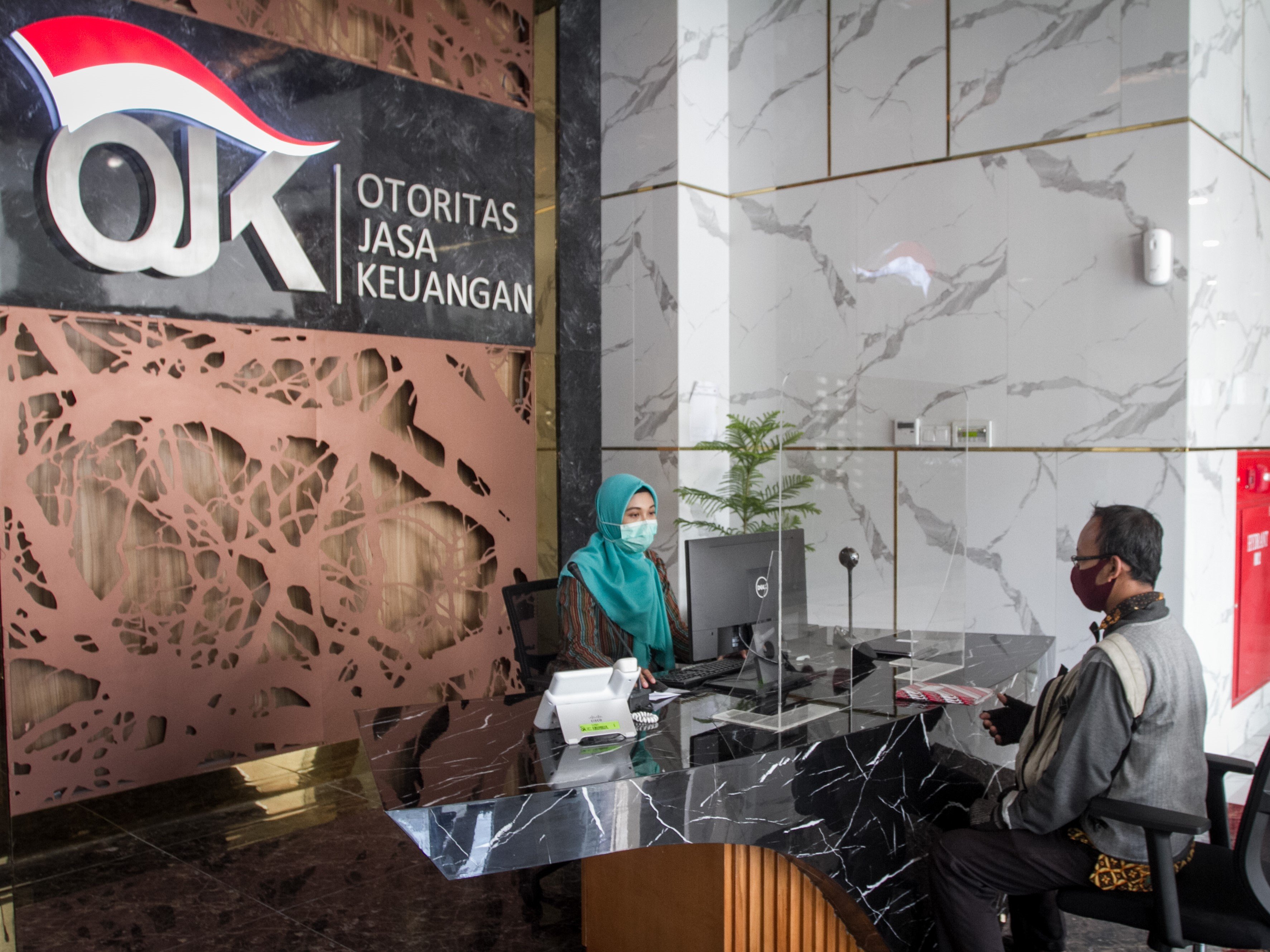 OJK Yakini NPL Bank tidak Lampaui 5% di 2021