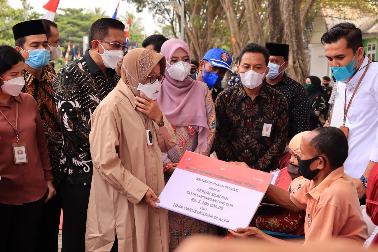 Mensos Tri Rismaharini melakukan kunjungan kerja ke Provinsi Nanggroe Aceh Darussalam (NAD), Kamis (2/9).