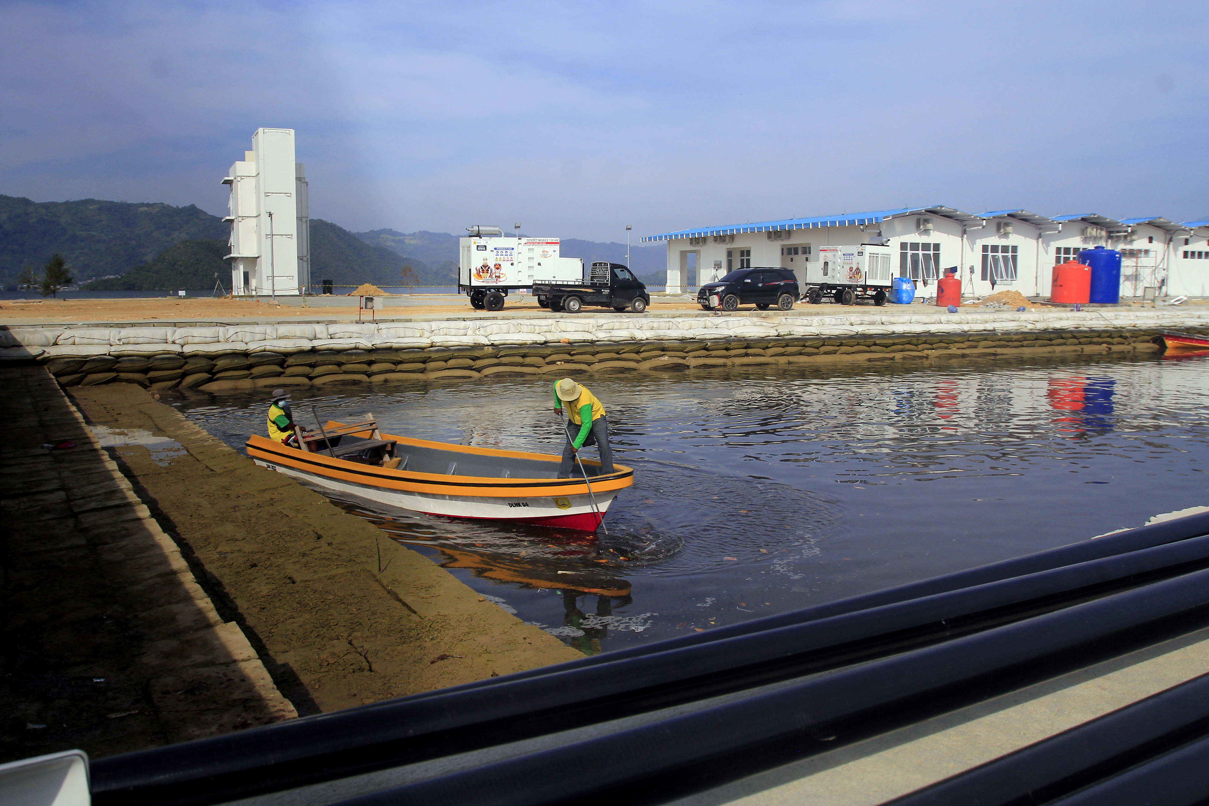Venue Dayung PON Papua di Teluk Youtefa, Kota Jayapura, Papua