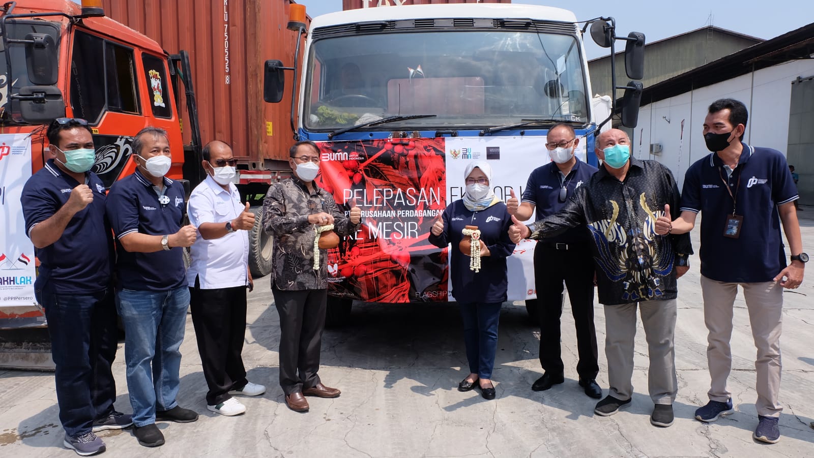 Pelepasan ekspor kopi sebanyak 100 ton ke Mesir oleh PT Perusahaan Perdagangan Indonesia (PPI) di Lampung, Jumat (10/9)