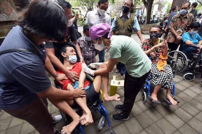 686 Disabilitas di Kota Denpasar sudah Divaksin Covid-19