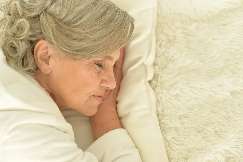 Tidur terlalu sebentar, atau terlalu panjang, punya impak negatif pada kesehatan otak. 