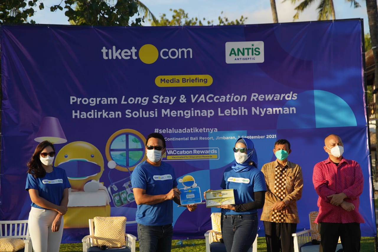 Kolaborasi Enesis Group dengan tiket.com untuk bangkitkan pariwisata Bali.