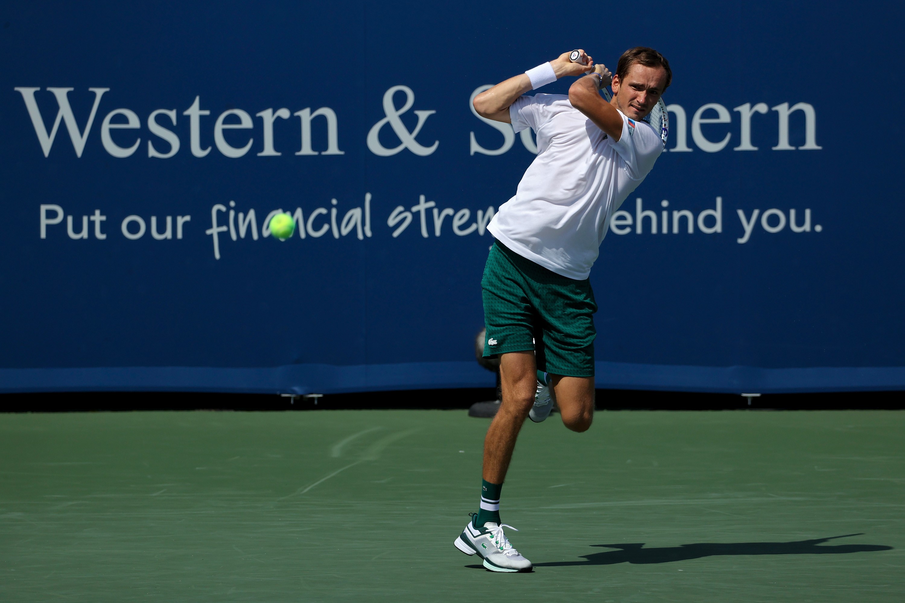 Petenis peringkat dua dunia, Daniil Medvedev