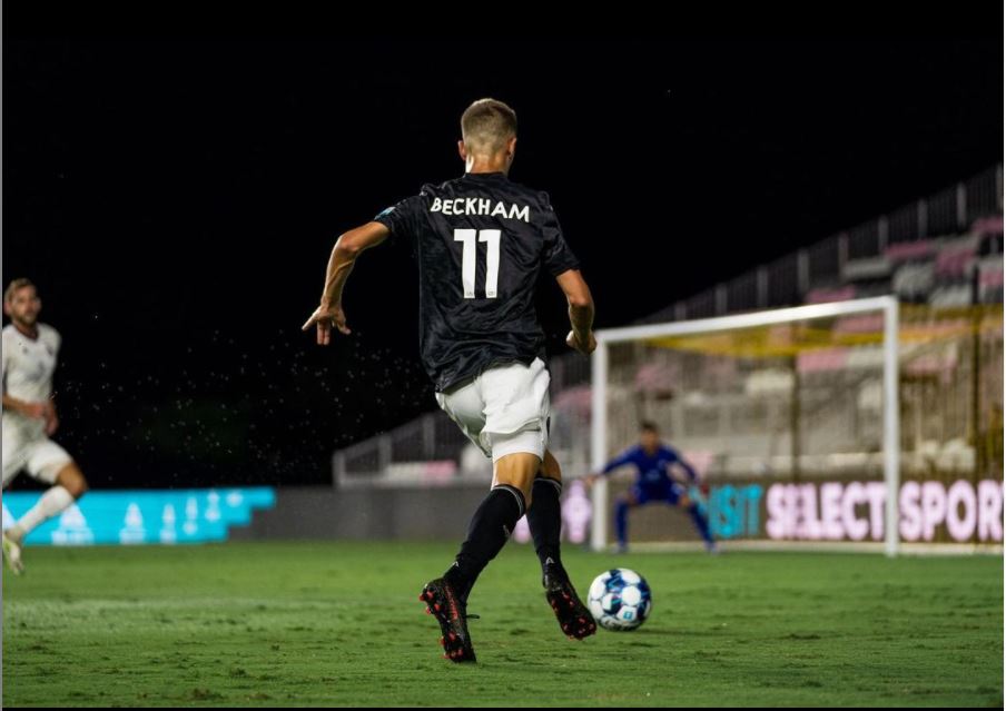 Romeo Beckham saat tampil untuk Fort Lauderdale CF