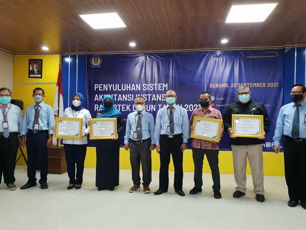 Penghargaan untuk laporan keuangan Universitas Terbuka