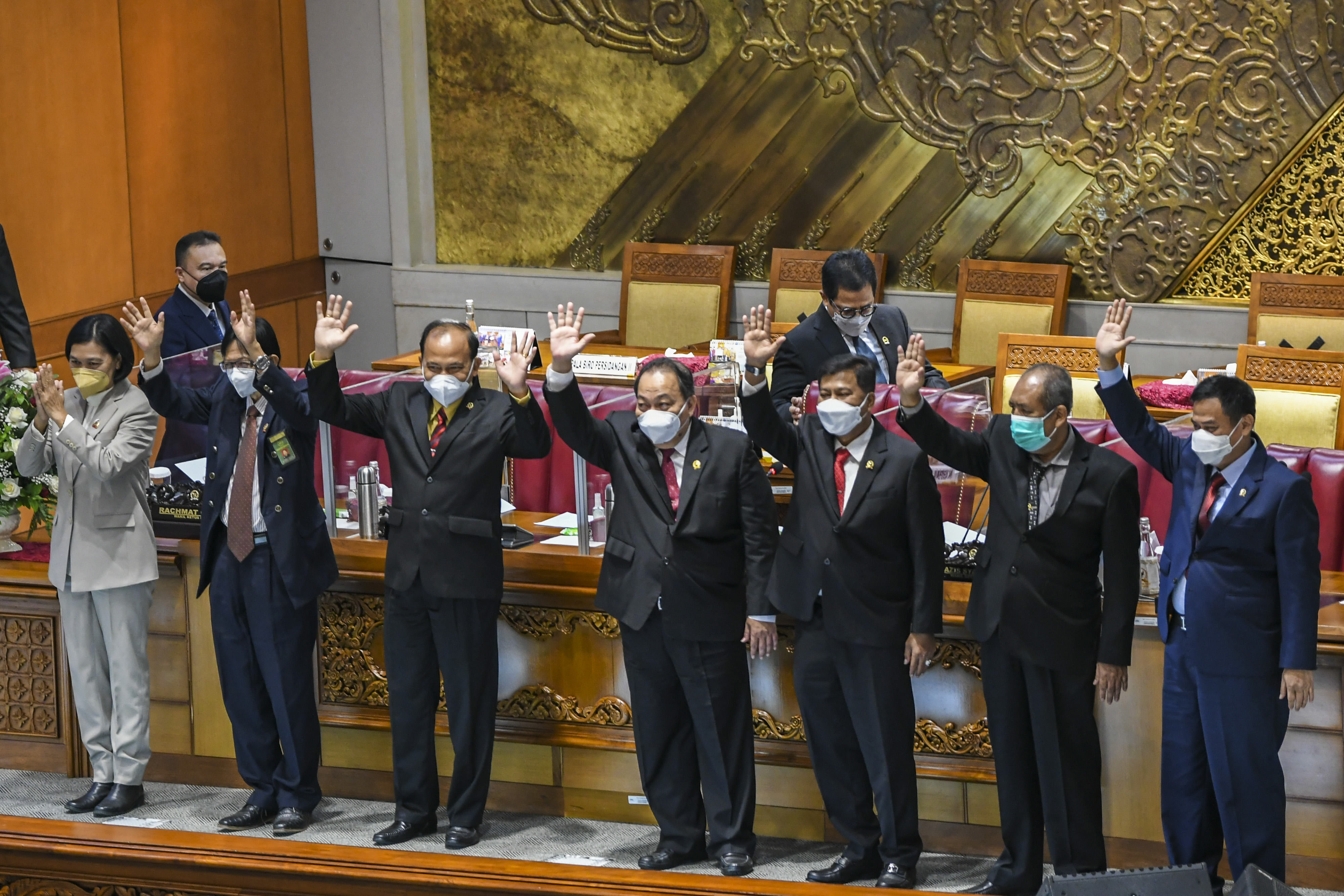 DPR menetapkan tujuh Hakim Agung terpilih dalam rapat paripurna DPR RI, hari ini.
