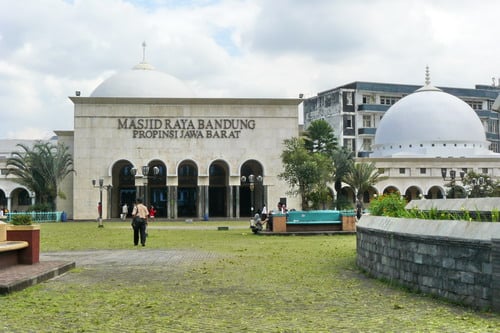 Masjid Raya Bandung, Jawa Barat