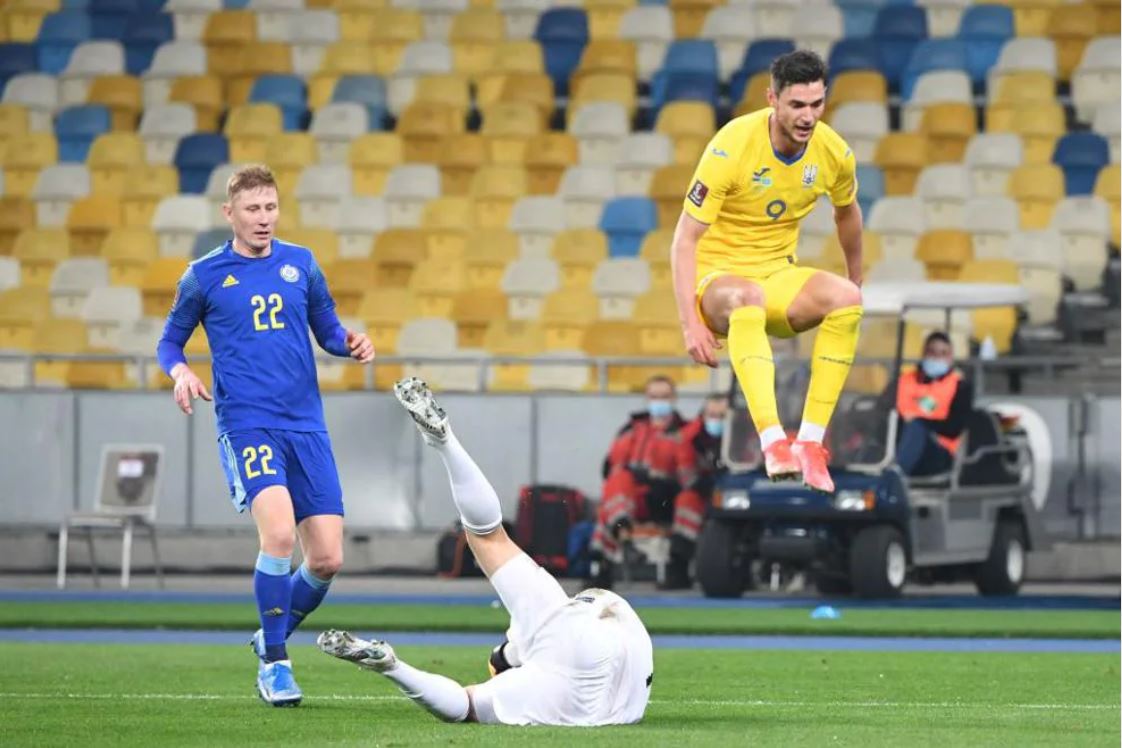 Laga kualifikasi Piala Dunia antara Kazakhstan dan Ukraina