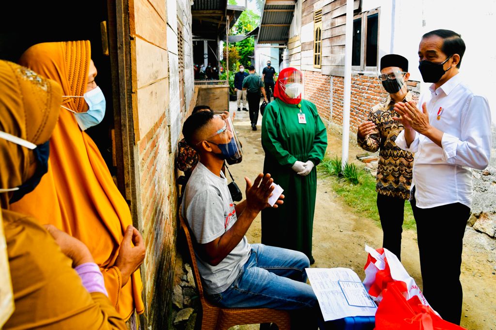 Presiden Pantau Vaksinasi Covid-19 di Aceh