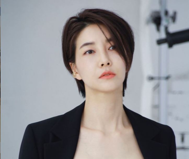 Jin Seo Yeon Mengaku Fans Berat V BTS