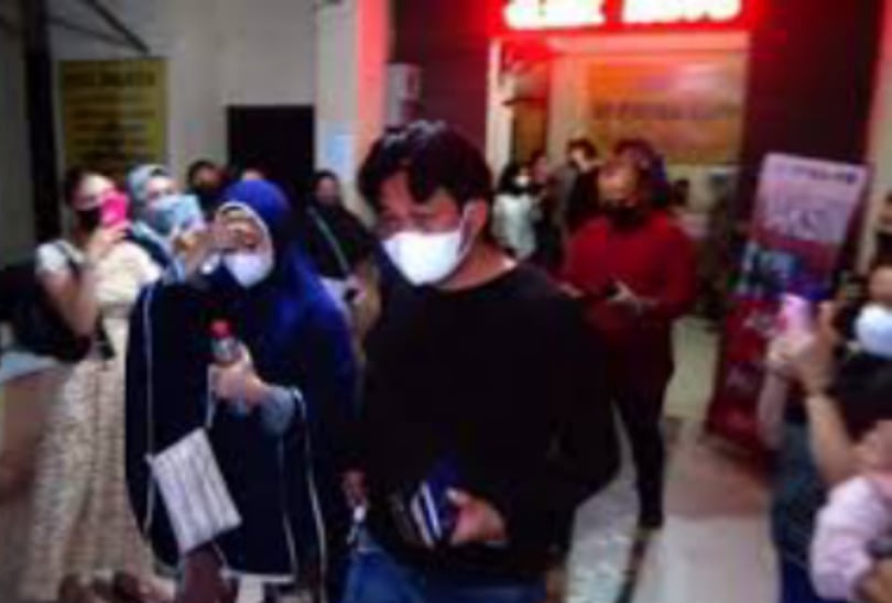 Silih berganti wanita di Kota Makassar, Sulsel, melapor ke Polsek Rappocini, Kota Makassar, Sulsel, Rabu (15/9)