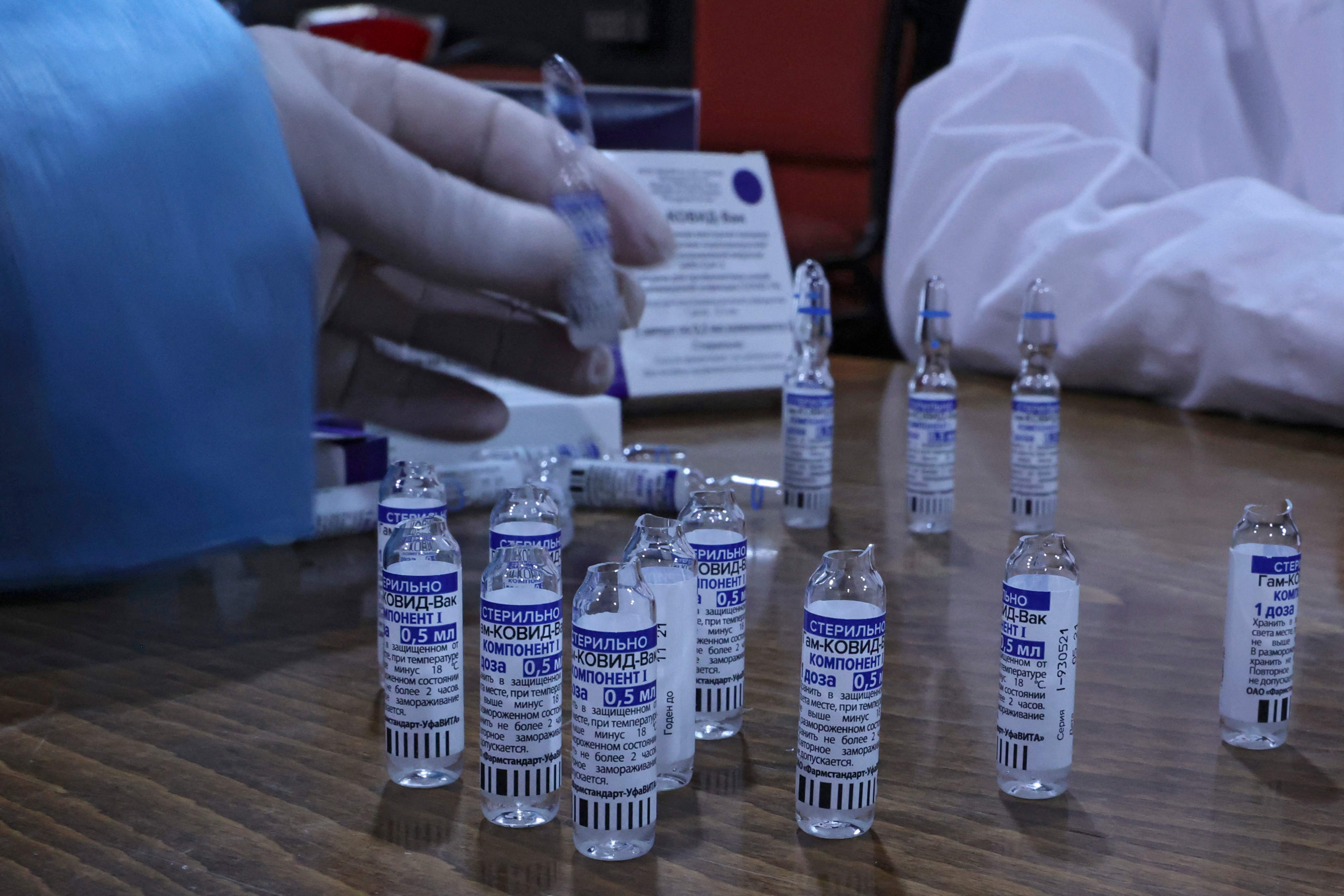 Vaksin covid-19 buatan Rusia Sputnik V