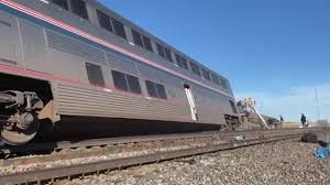 Kereta di AS Tergelincir, Tiga Orang Tewas dan Puluhan Terluka