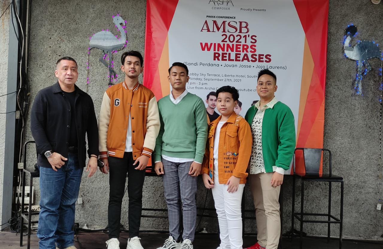 jumpa pers di Lobby Sky Terrace, Hotel Liberta Kemang, Jakarta Selatan, Senin (27/9).