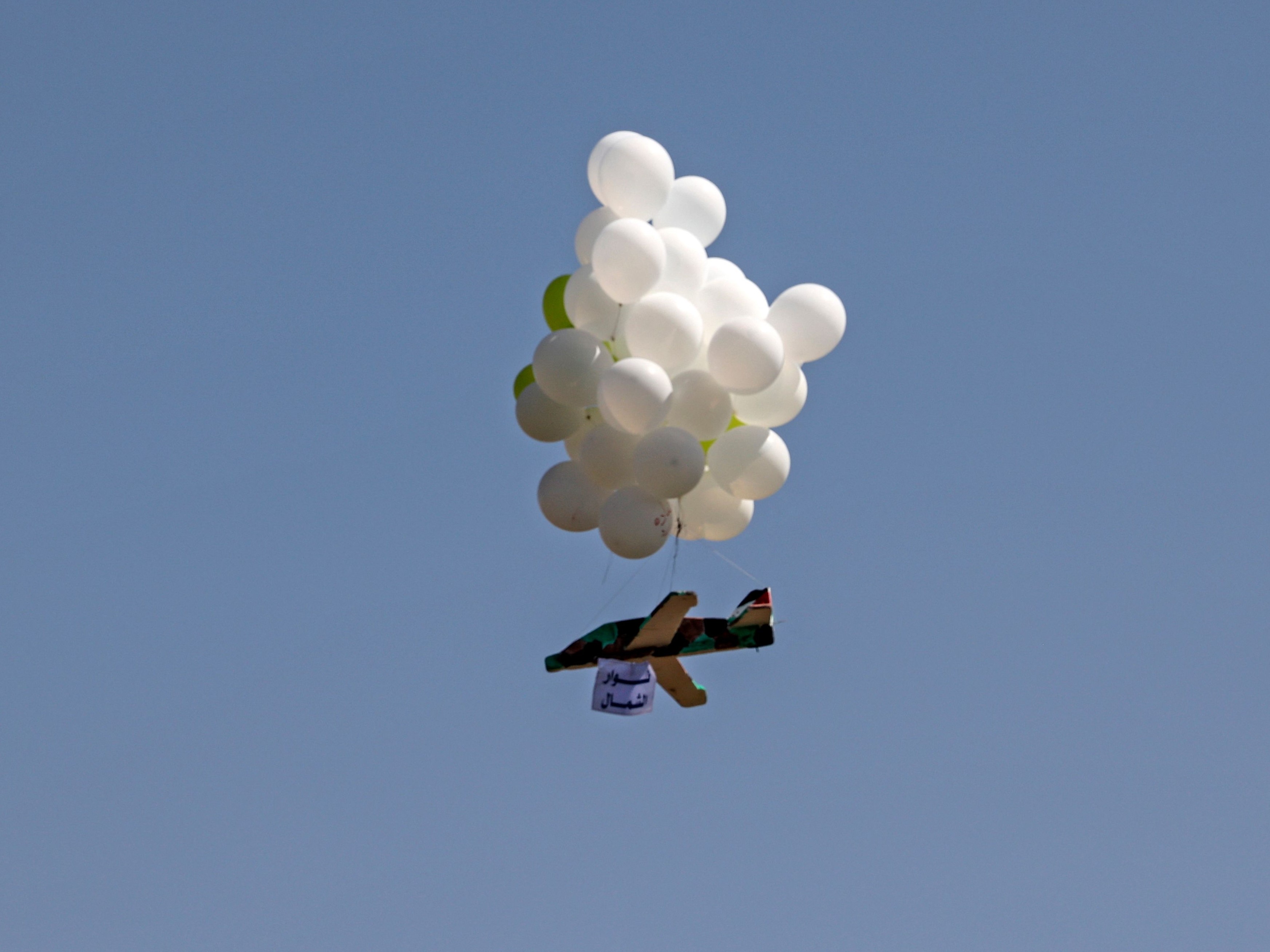 Enam Warga Palestina Kabur dari Penjara Israel