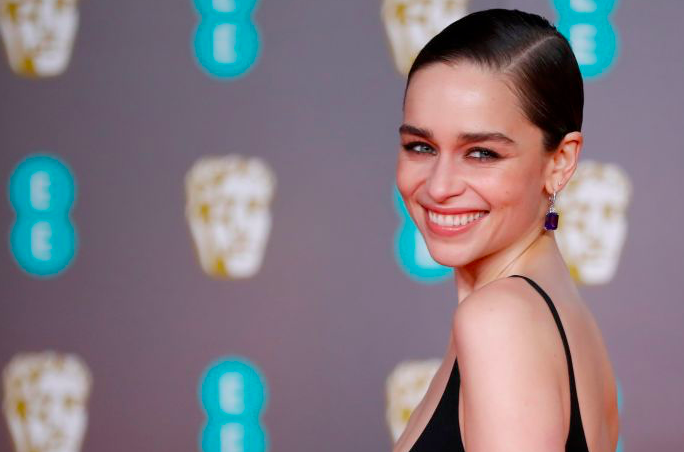 Emilia Clarke Ingin Jaga Kecantikannya Tetap Alami