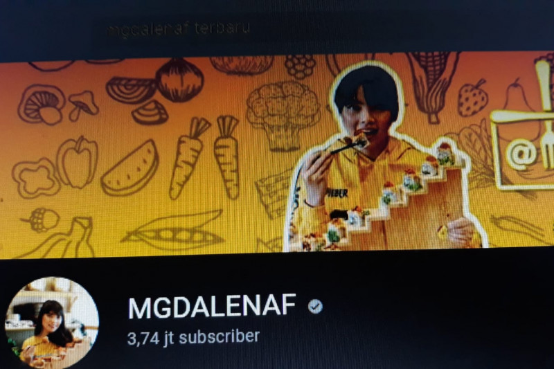 Tangkapan layar YouTuber Mgdalenaf atau Magdalena Fridawati, pada akun Youtubenya, di Jakarta.