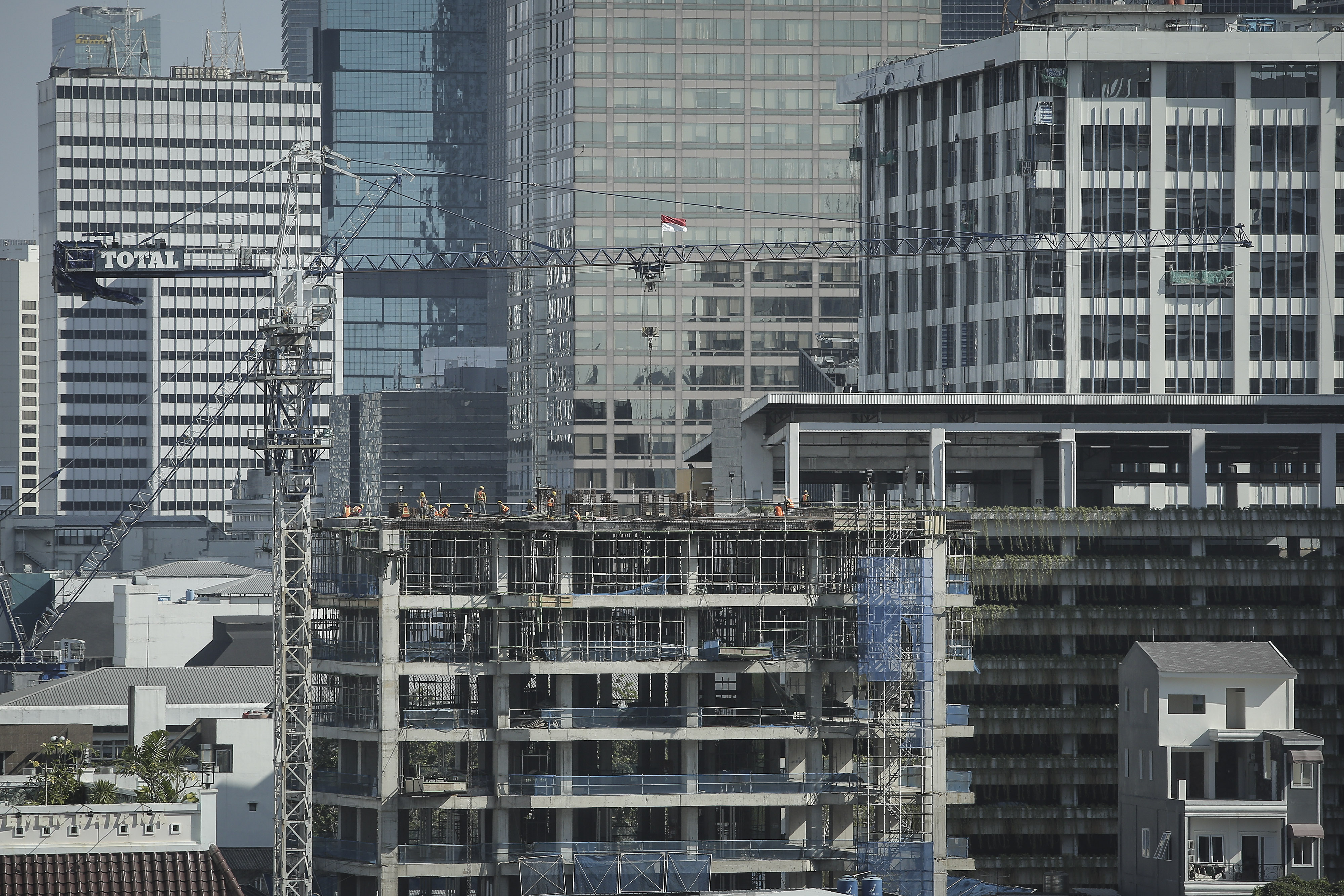 Proyek pembangunan gedung bertingkat di Jakarta