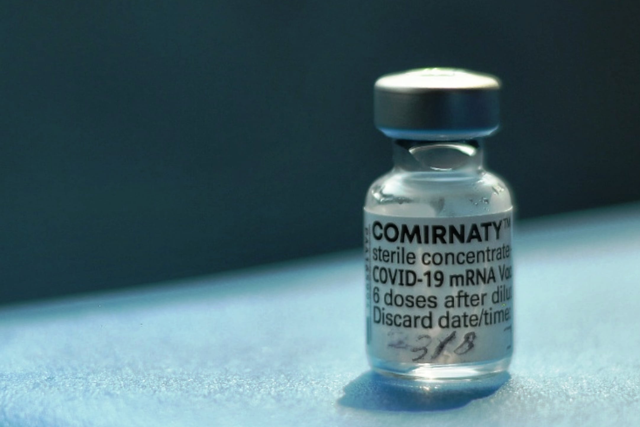 Vaksin Covid-19 Pfizer merek Comirnaty