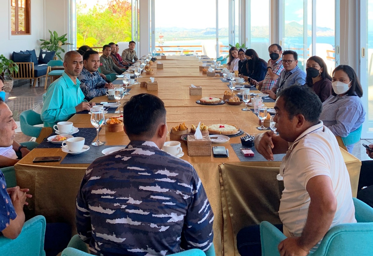 Kegiatan sesi coffee morning yang mempertemukan sejumlah pihak yang terlibat untuk mensukseskan KTT G-20 di Labuan Bajo