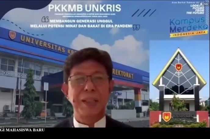 Rektor Unkris Dr. Ir. Ayub Muktiono, M.SIP, CIQaR saat memberikan sambutan