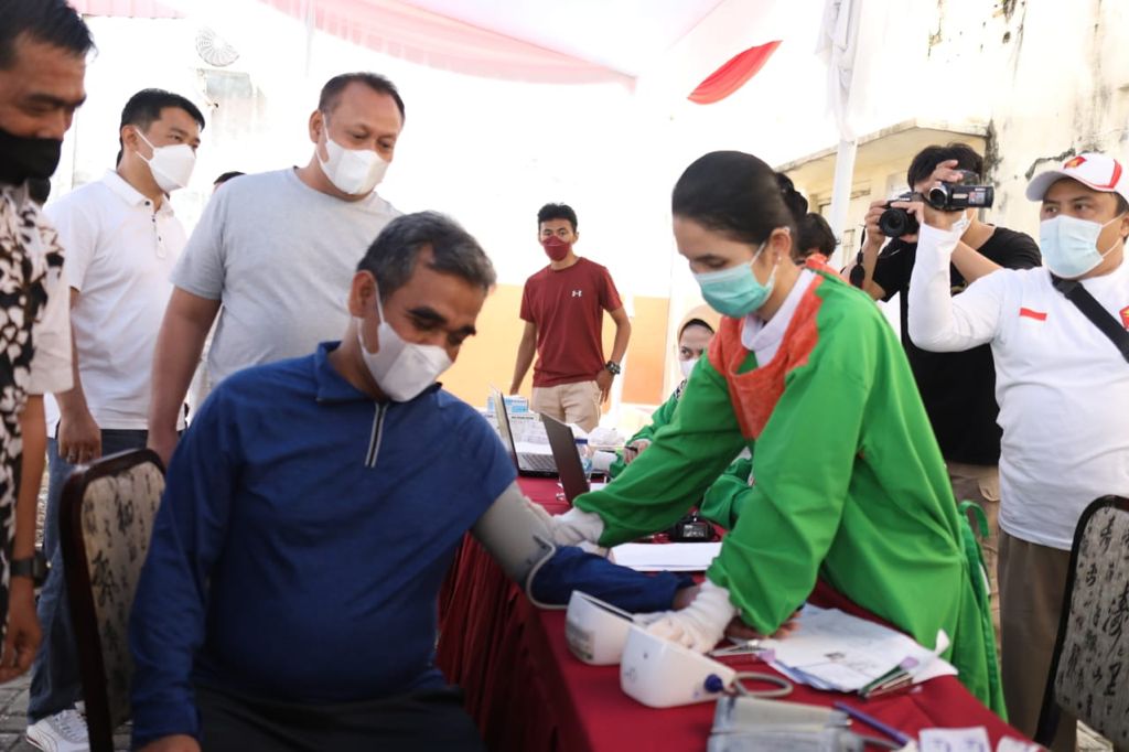 Partai Gerindra menggelar vaksinasi Covid-19 digelar di Pekanbaru, Provinsi Riau.  