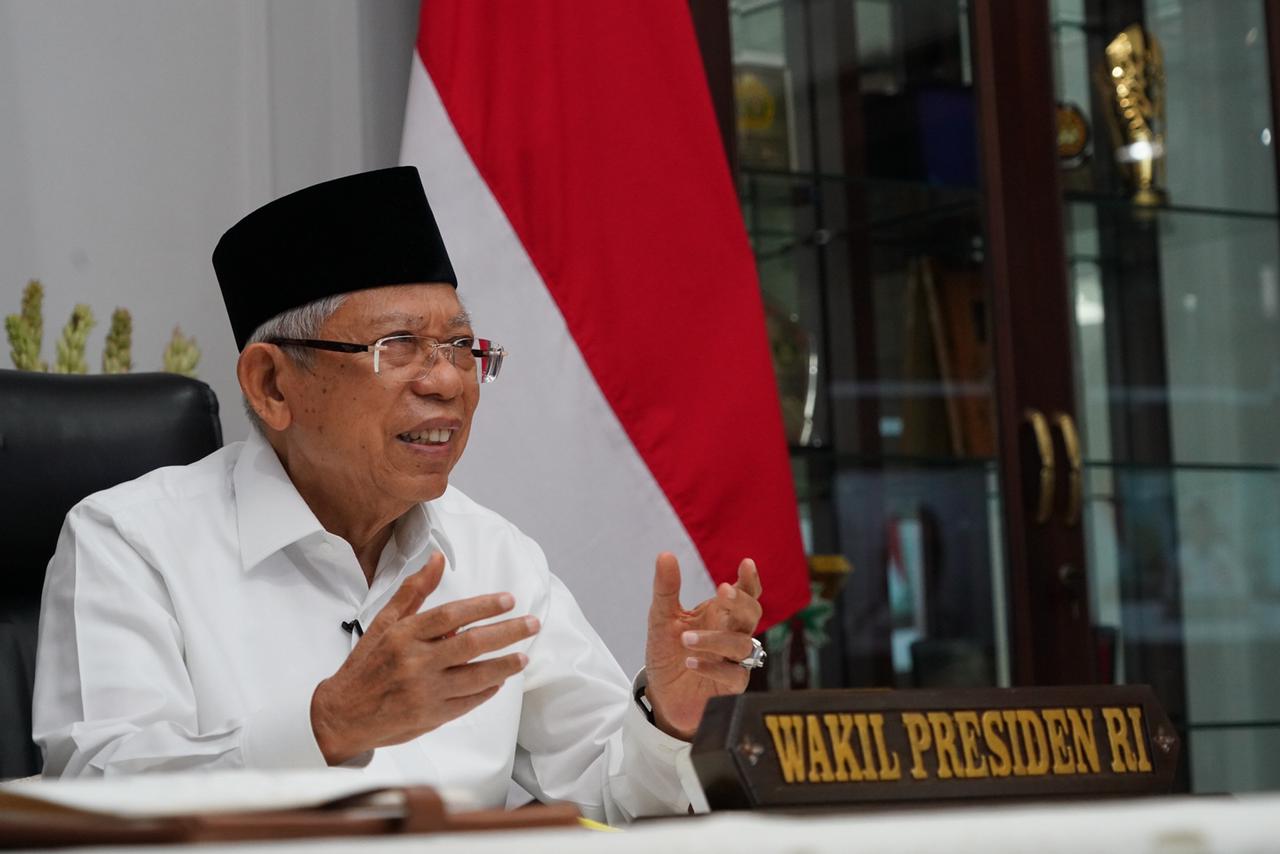 Wakil Presiden Ma'ruf Amin dalam sesi wawancara melalui telekonferensi.