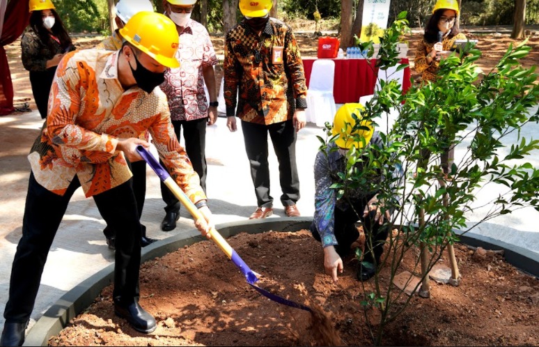 IPB University menjaling kerjasama dengan PT GRP untuk pelestasrian lingkungan.