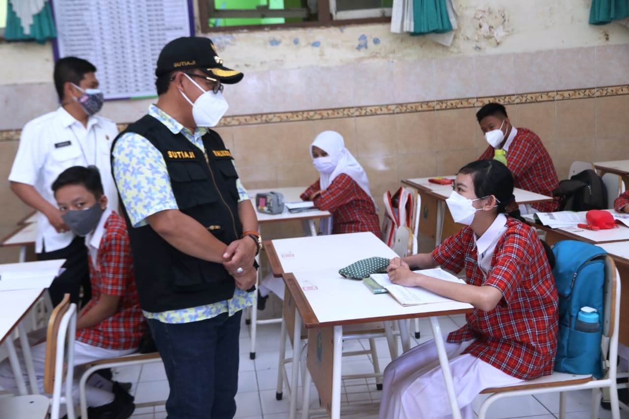 Ilustrasi pembelajaran tatap muka.