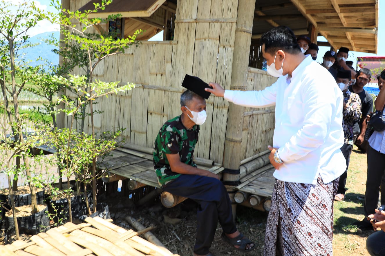 Wakil Gubernur Jawa Tengah Taj Yasin Maimoen (kanan).