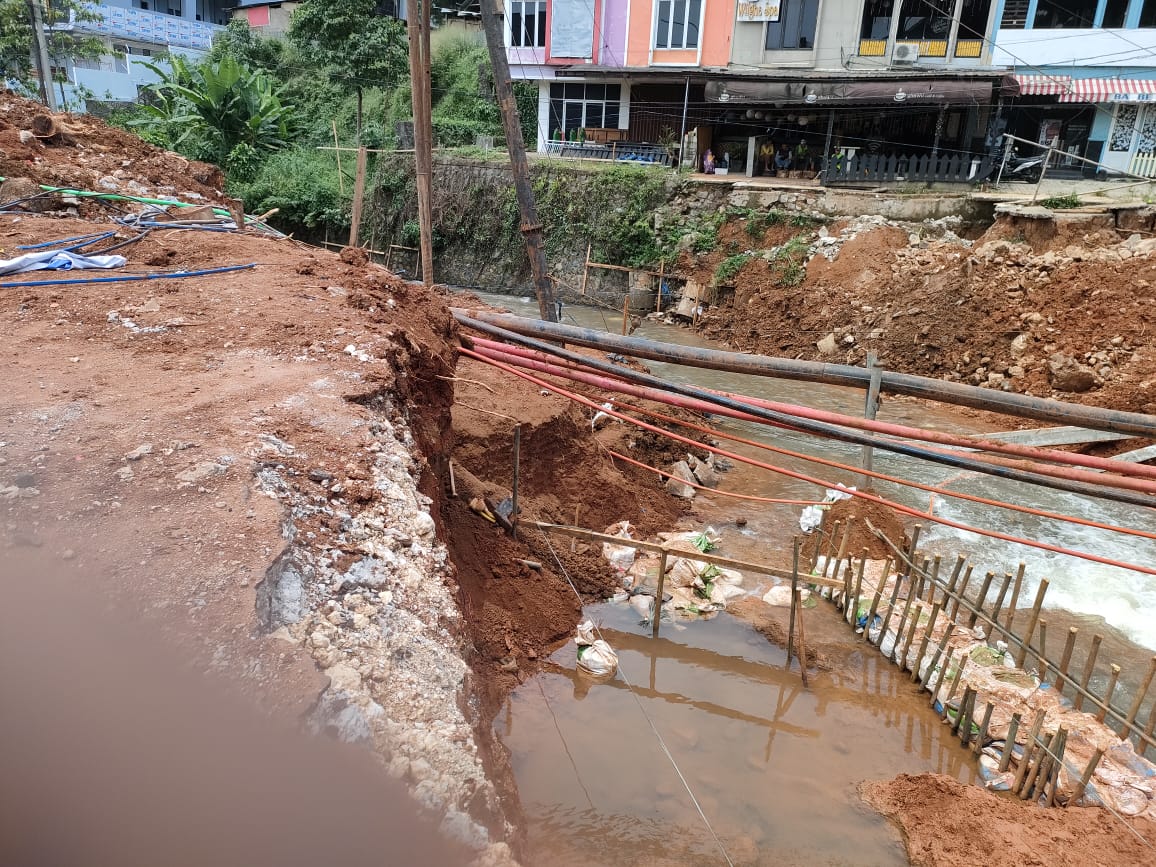 Pembangunan Proyek DPUPR Rusak Fasilitas Telekomunikasi di Depok