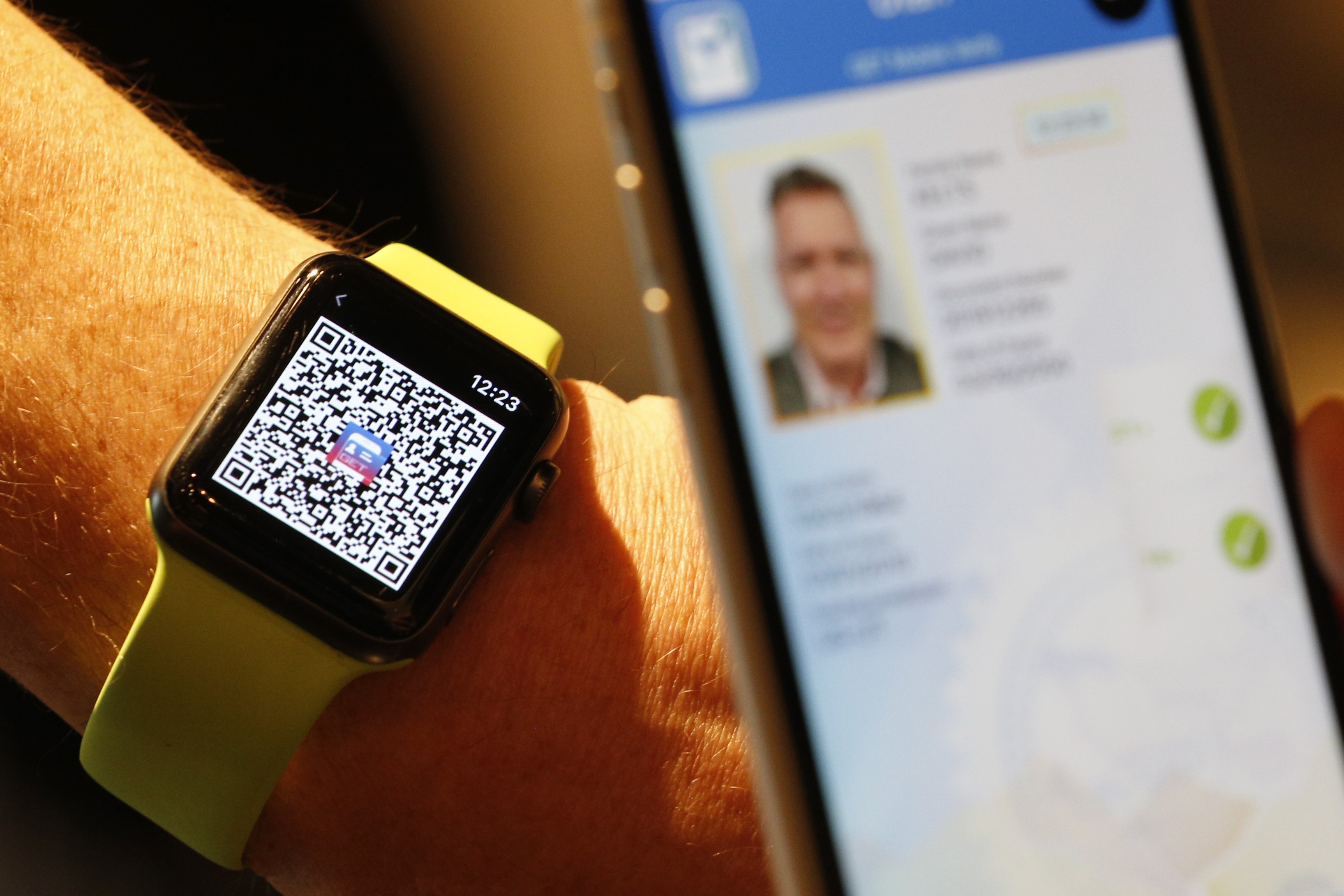 Ilustrasi: Produksi jam tangan pintar terbaru Apple yang akan diluncurkan September ini ditunda, Rabu (1/9)