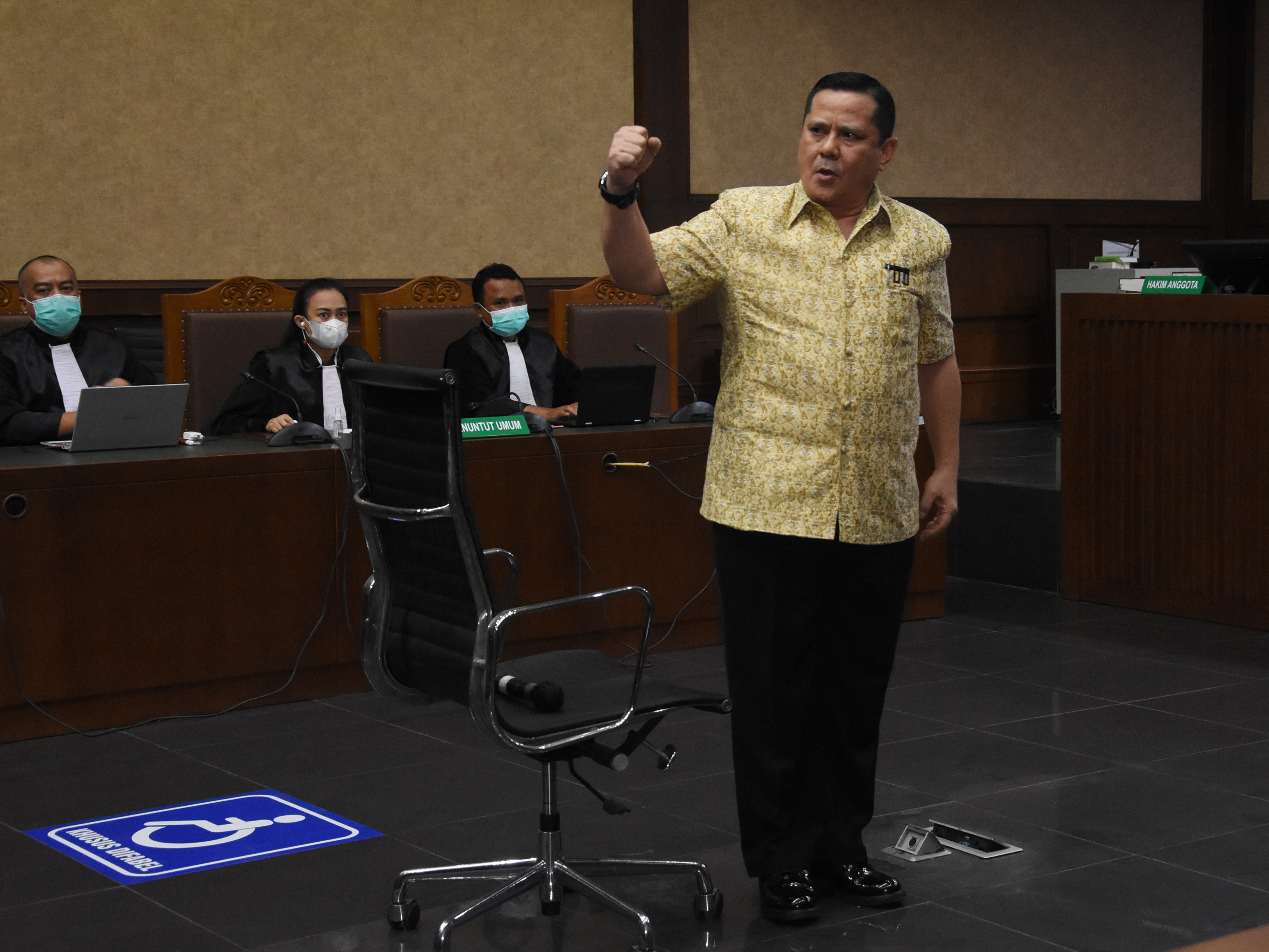 Irjen Napoleon Bonaparte.