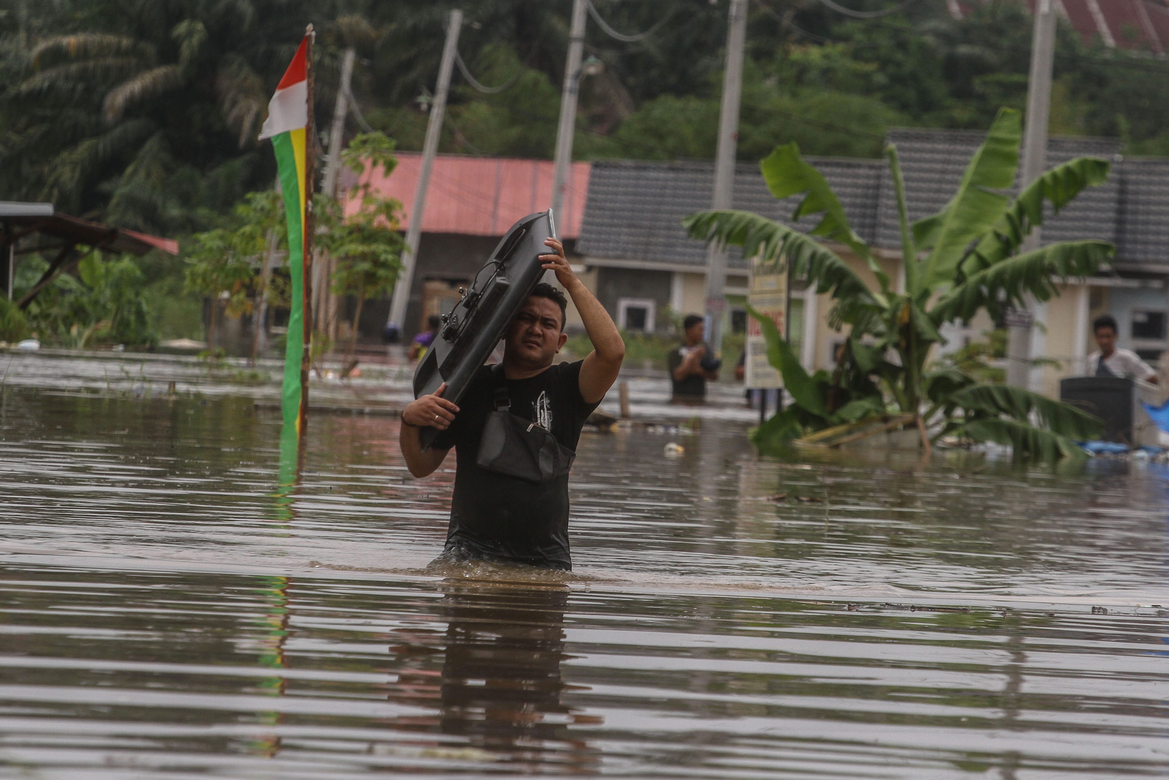 Banjir di Gunung Putri Bogor, BNPB Peringatkan Potensi Banjir Susulan 