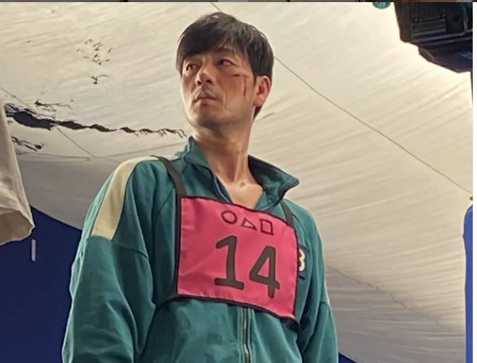 Aktor Park Hae Soo saat tampil di serial Squid Game