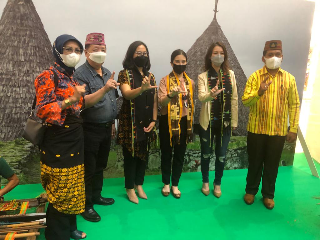 Pameran wisata dan budaya Exotic NTT digelar di Gandaria City, Jakarta Selatan.