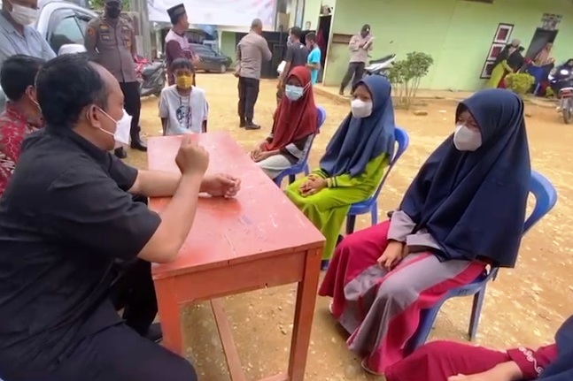 Polisi Jadikan Santri Menjadi Duta Vaksin di Bungo